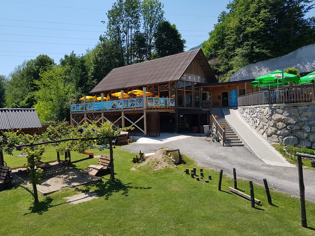 LABRCA PIZZA &amp; GRILL