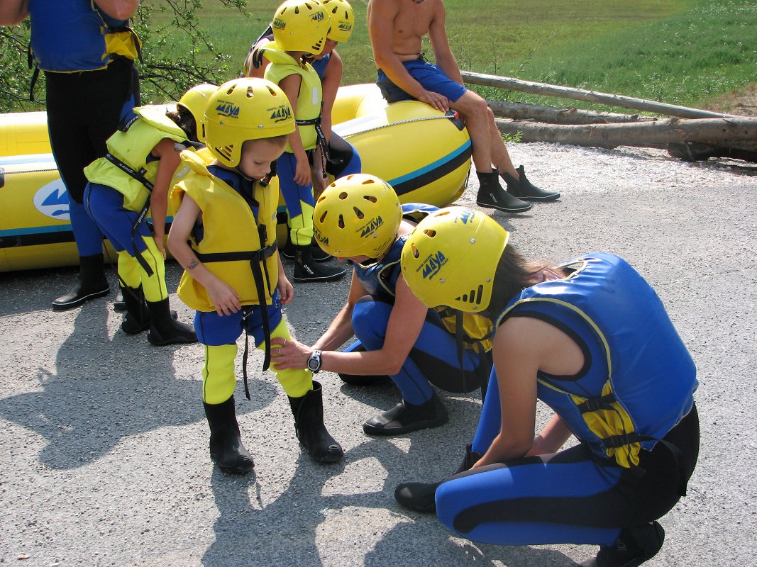 Maya Team - rafting za otroke.jpg