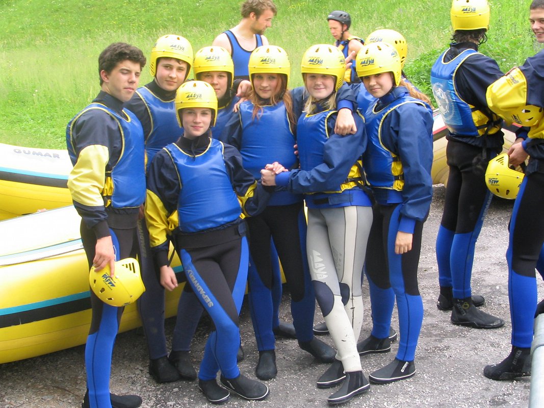 rafting-šole-kamno5-maya-team.jpg