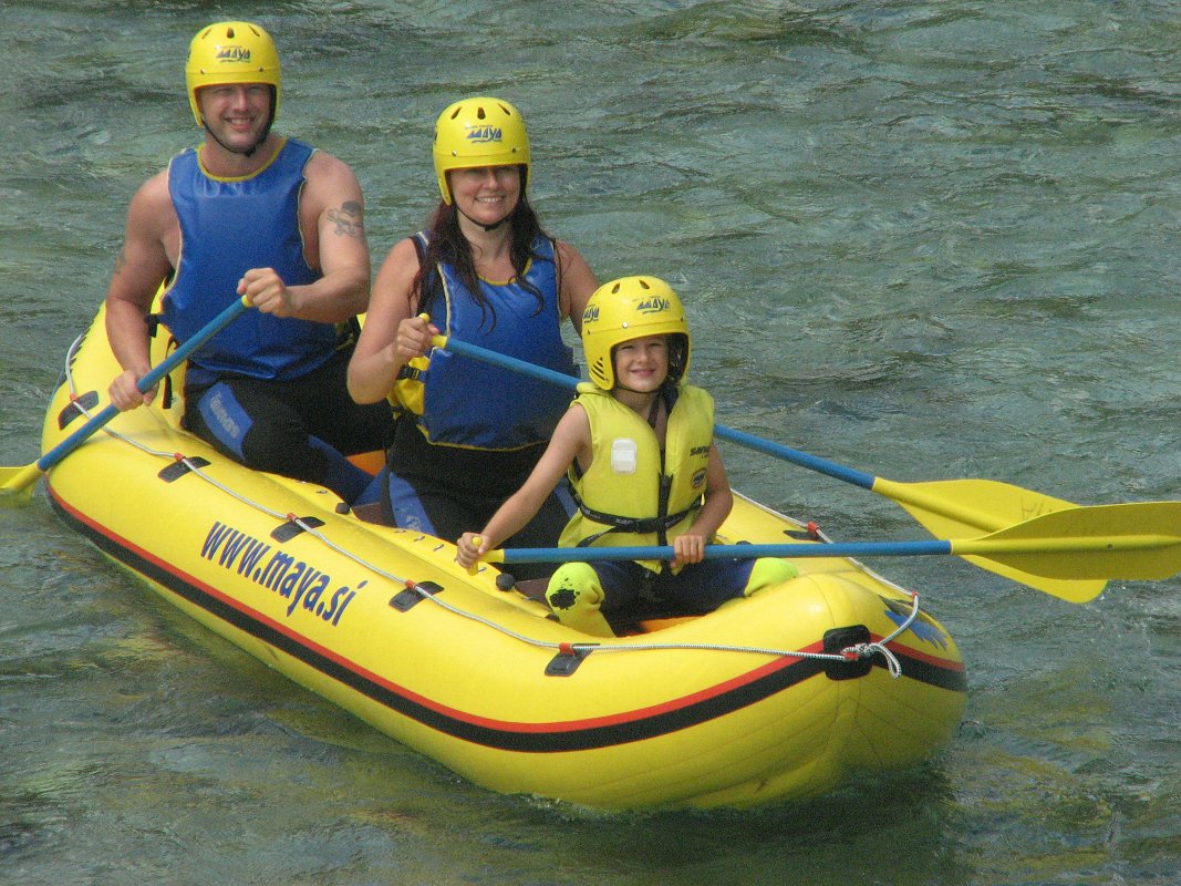 Mini-rafting-Kamno5-Maya-team.jpg