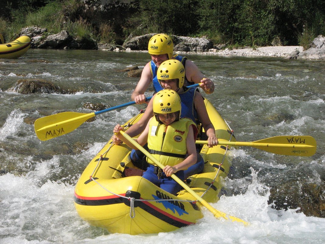 Mini-rafting-Kamno2-Maya-team.jpg