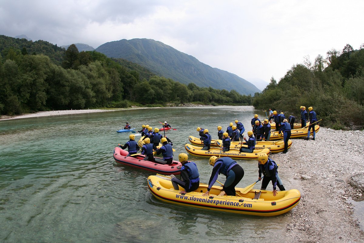 mini-rafting-with-bbq3-Maya-team.jpg