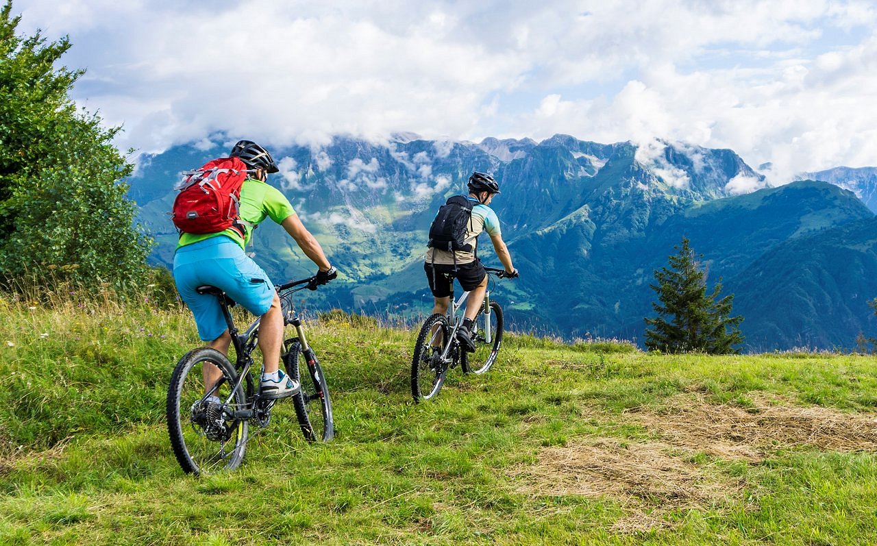 HALF-DAY CYCLING TRIPS