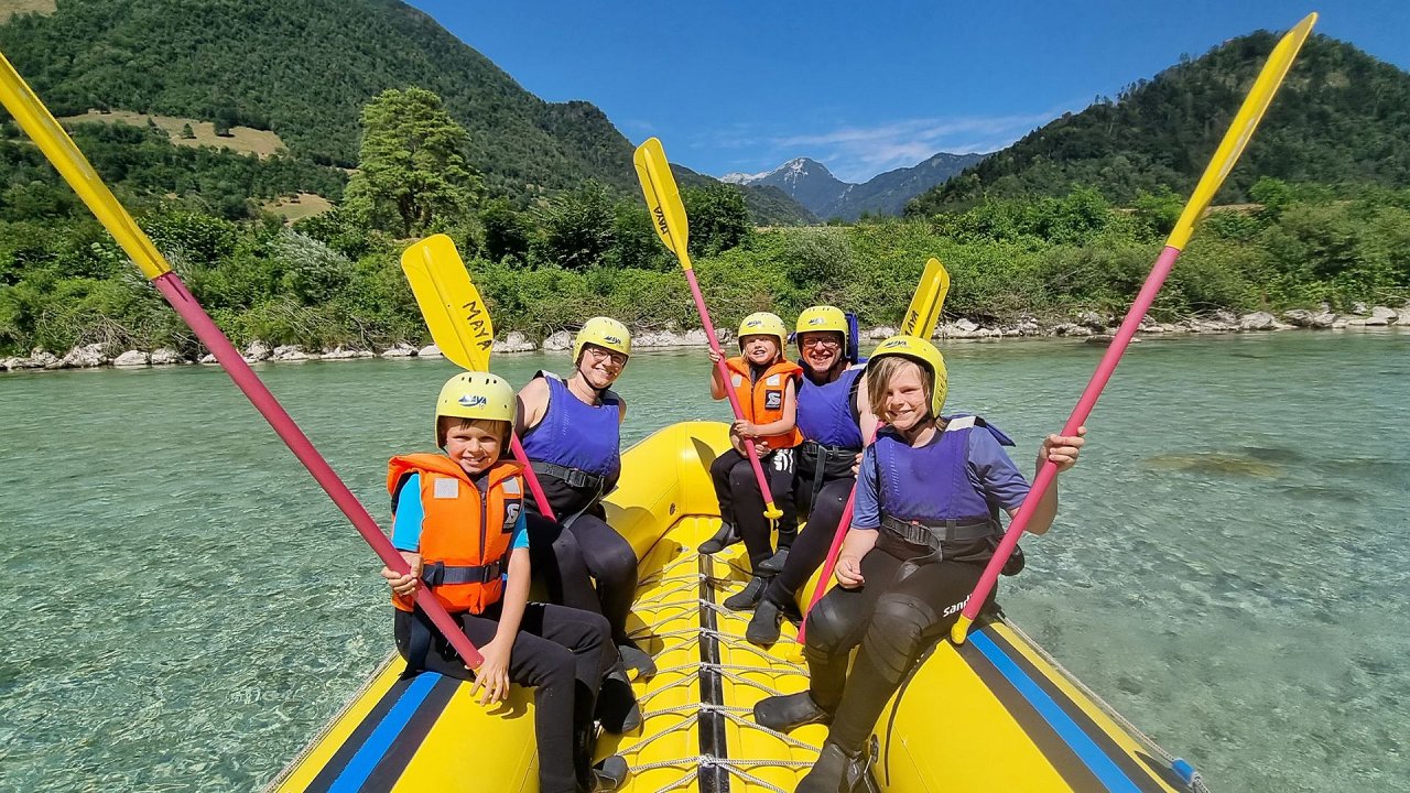 EASY FAMILY RAFT - SOCA - MAYA TEAM