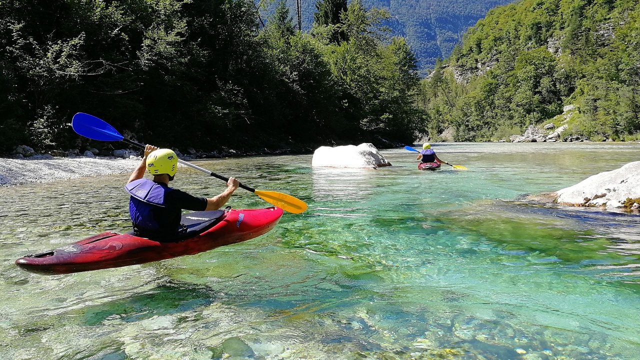 mountain paradise - maya team kayak (2) mountain paradise - maya team kayak (2)