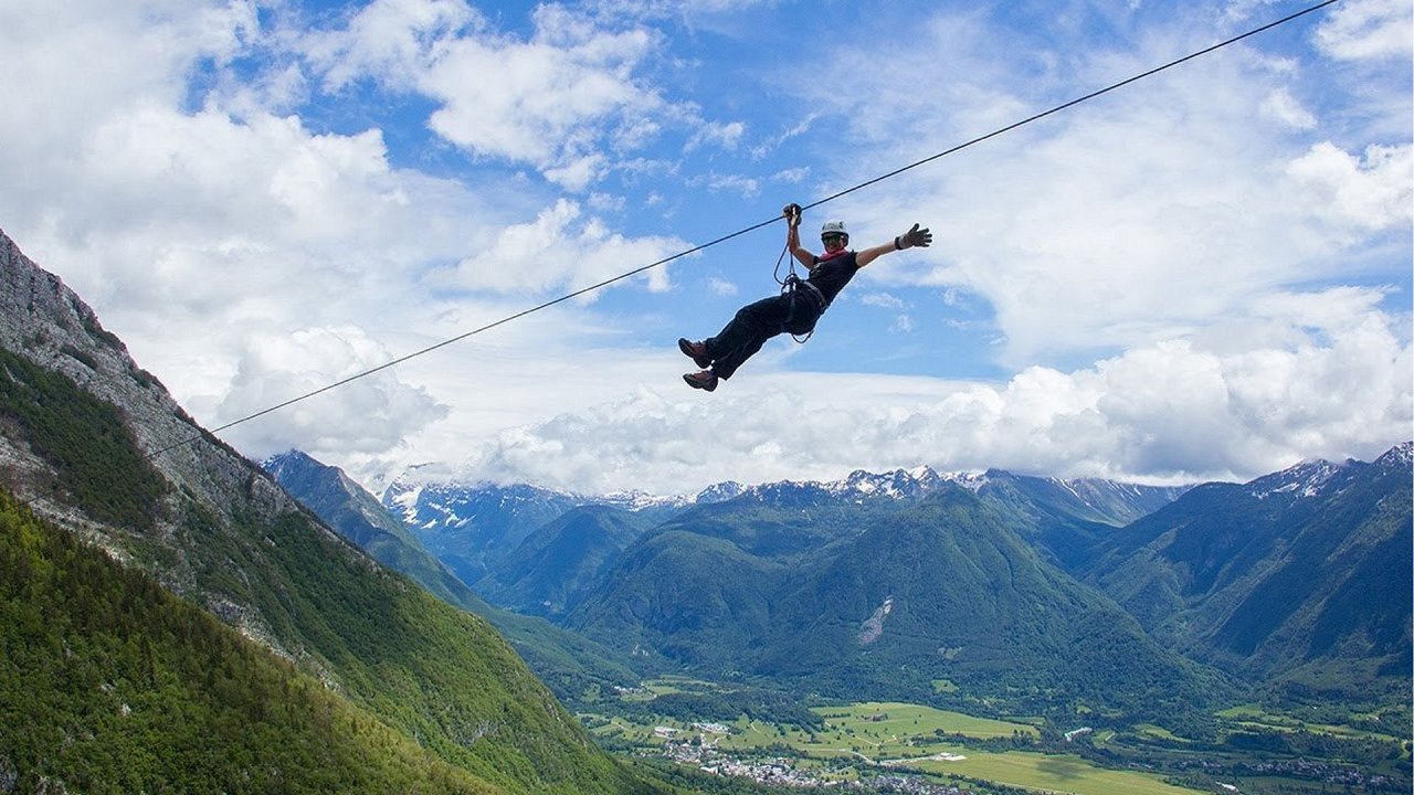 ZIPLINE KANIN MAYA TEAM.jpg ZIPLINE KANIN MAYA TEAM.jpg