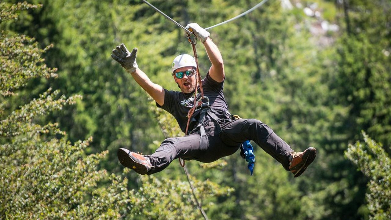 ZIPLINE KANIN MAYA TEAM TOLMIN.jpg ZIPLINE KANIN MAYA TEAM TOLMIN.jpg